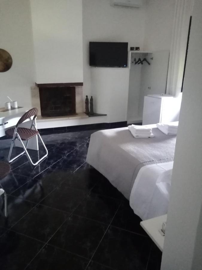Mamena Bed & Breakfast เพสตุม ภายนอก รูปภาพ